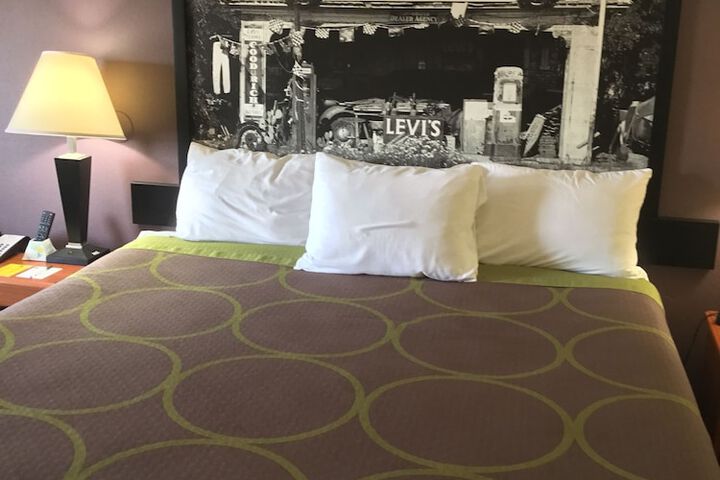 Super 8 by Wyndham Fairfield Tx