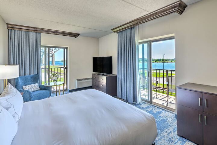 DoubleTree by Hilton Hotel Port Huron
