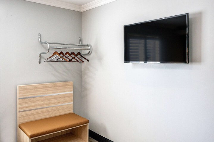 Room 41 of 45