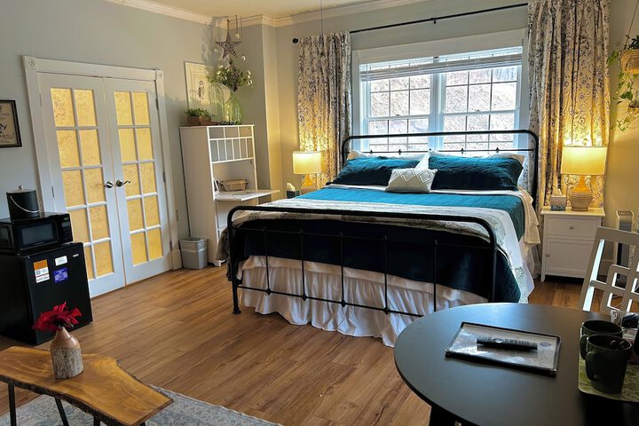 Room 11 of 47
