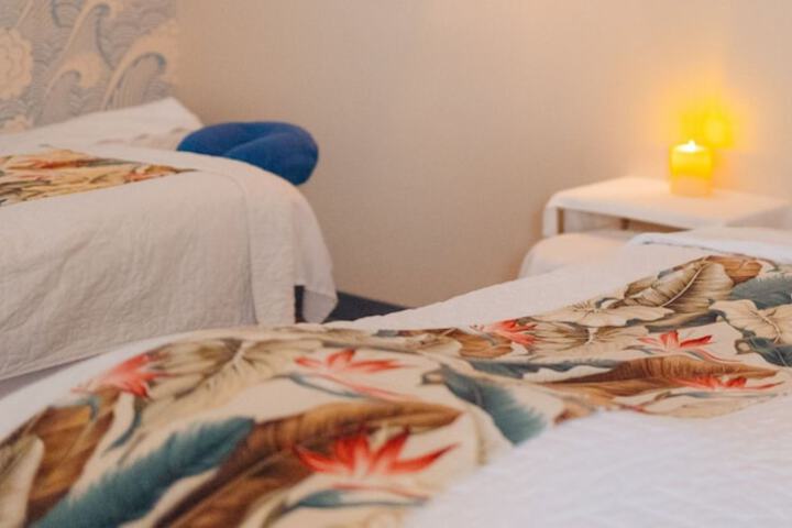 Royal Lahaina Resort & Bungalows