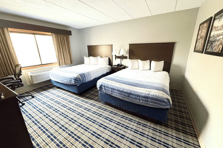 Room 33 of 43