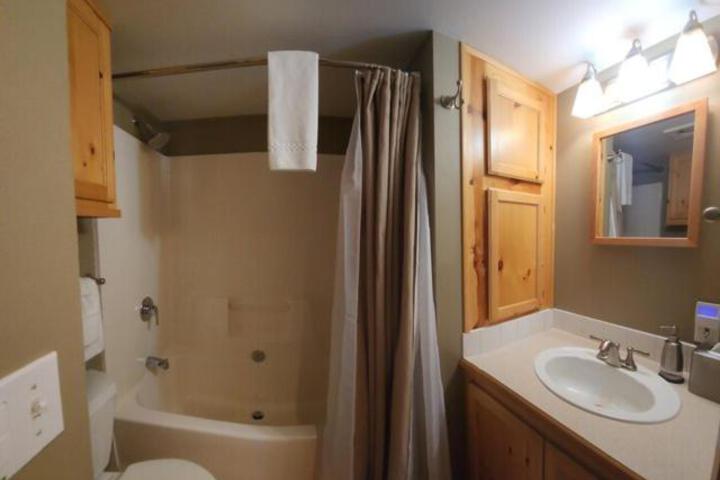 Cold Springs Resort