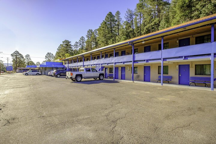 Hotel 6 of 43
