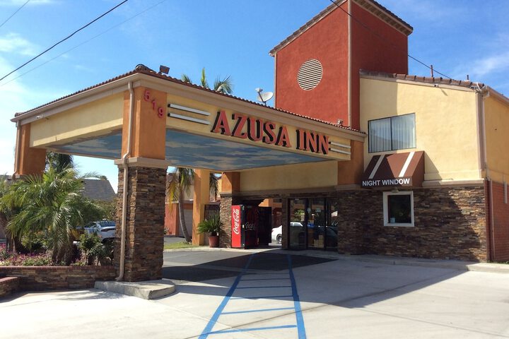 Hotel 2 of 48