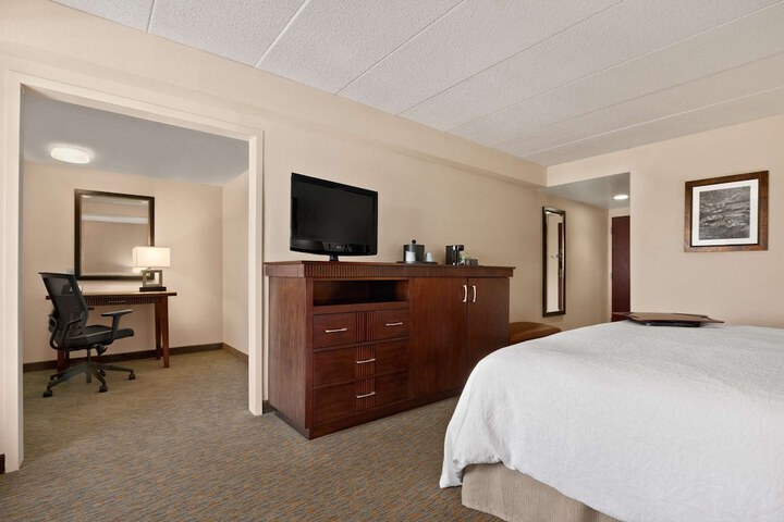 Hampton Inn by Hilton Lexington Park