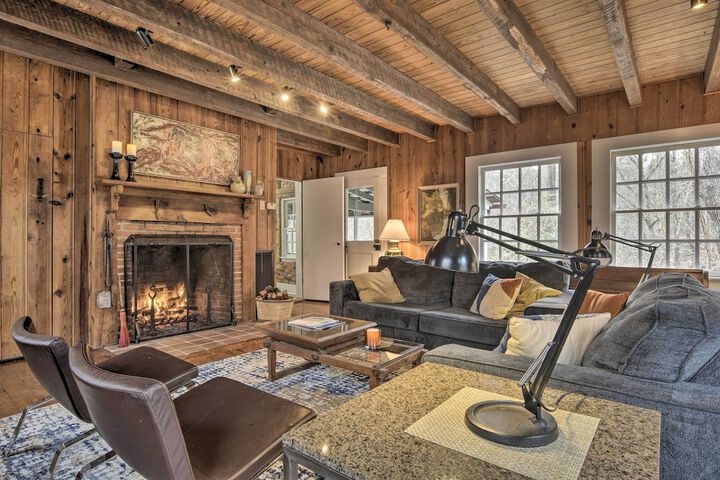 Warm + Peaceful Home w / Fire Pit on Haw River