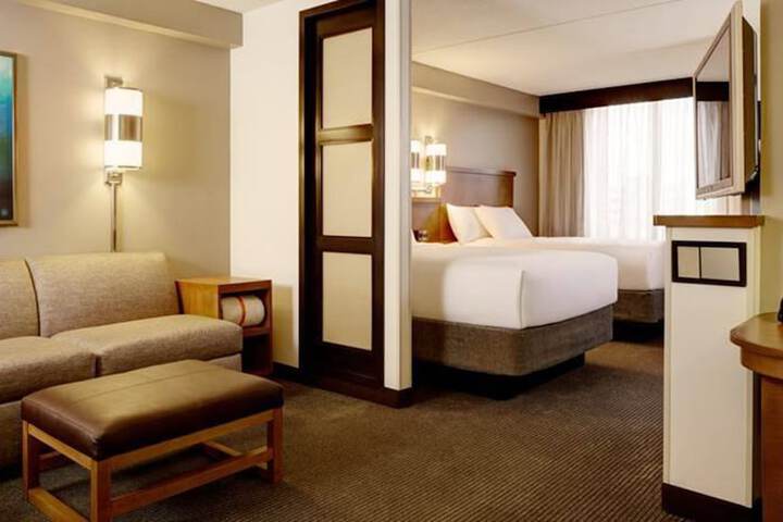 Room 16 of 26