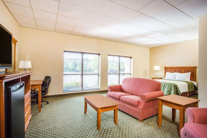Room 8 of 41