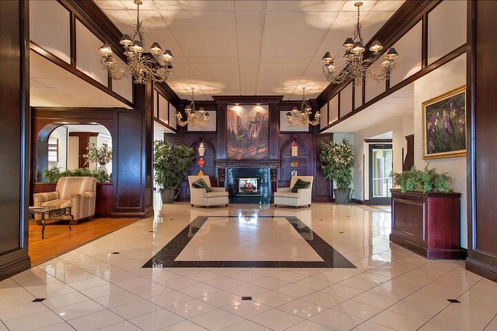 Hotel Interior 3 of 12