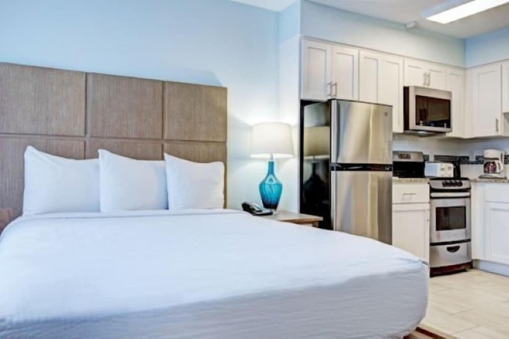 Grand Seas by Exploria Resorts MOD Collection by Sonesta