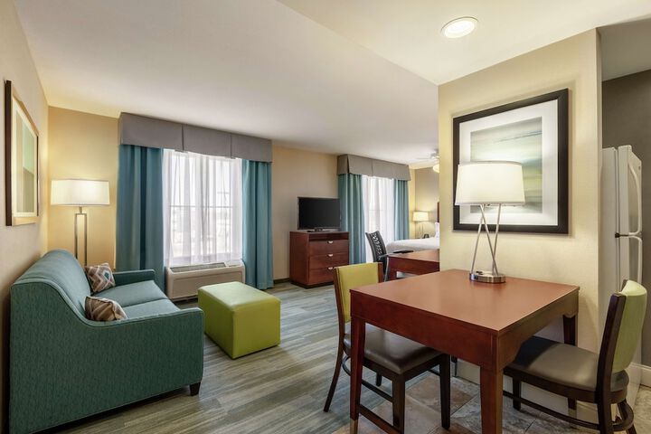 Room 16 of 35