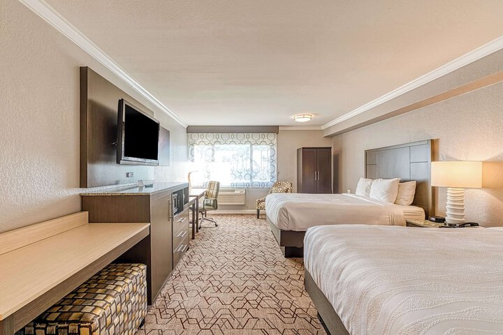 Room 119 of 150