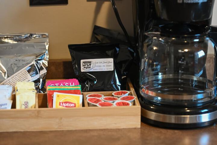 Breakfast/Coffee Service 53 of 81