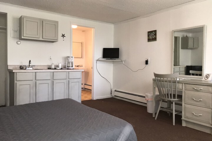 Room 15 of 31