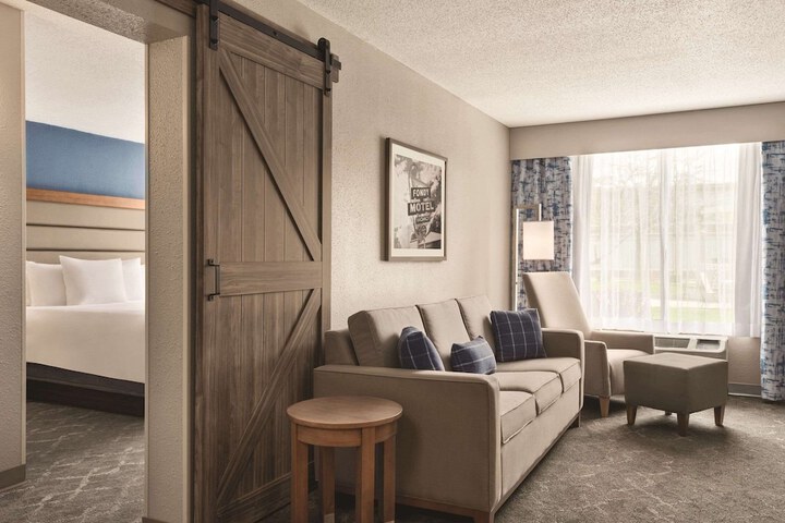 Room 35 of 56