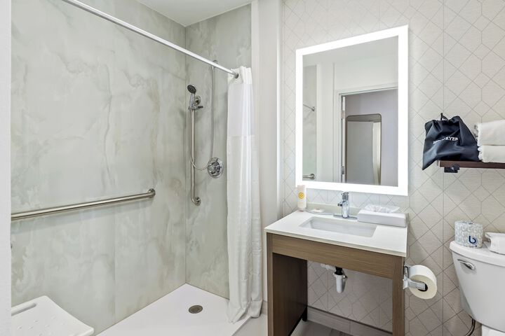 Comfort Inn & Suites Prince George - Fort Lee