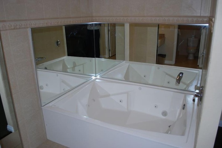 Hot Tub 64 of 66