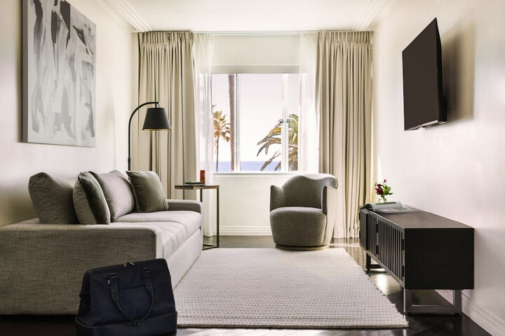 Room 29 of 66