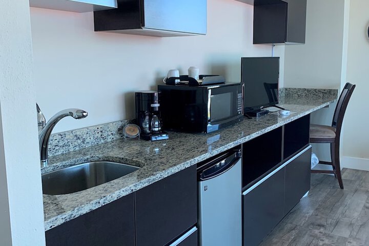 South Beach Biloxi Hotel & Suites