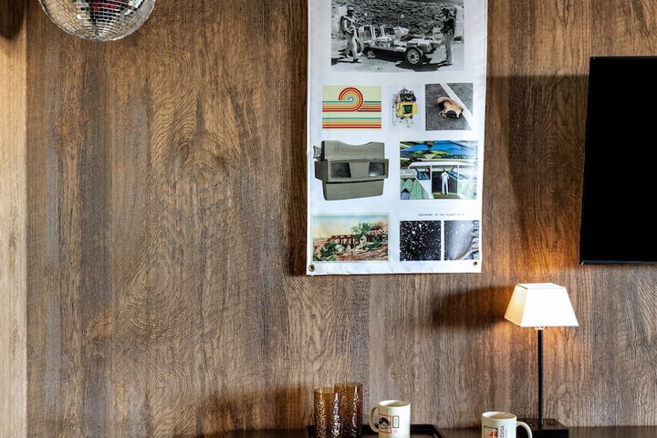 Room 28 of 37