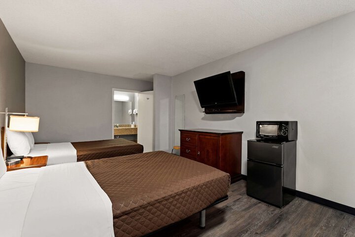 Rodeway Inn Brooklawn