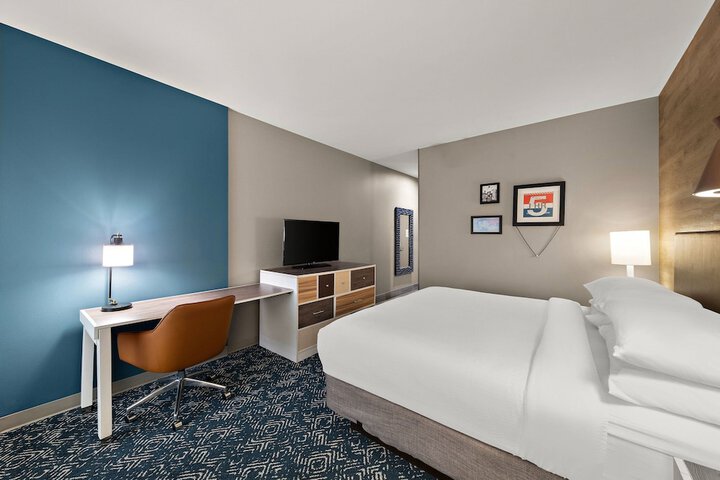 Room 35 of 59