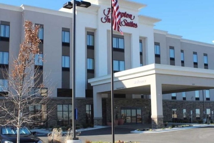 Hotel 3 of 47