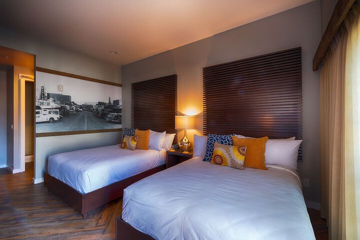 Room 14 of 27