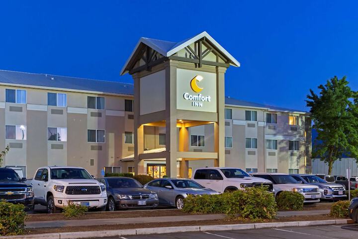 Hotel 6 of 51