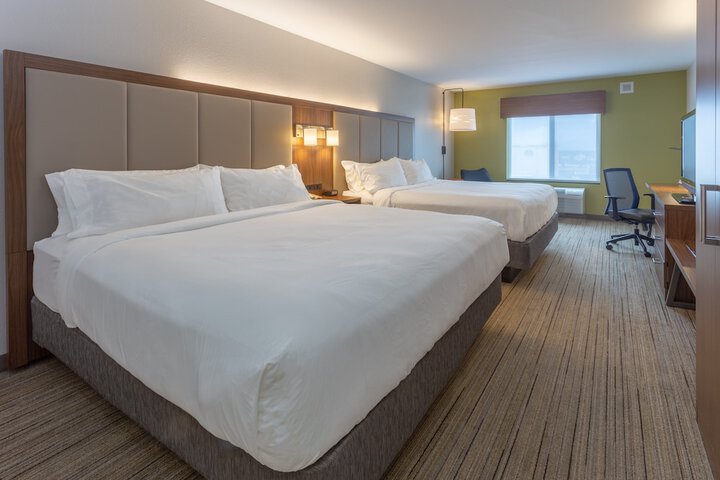 Holiday Inn Express Indianapolis - Southeast by IHG