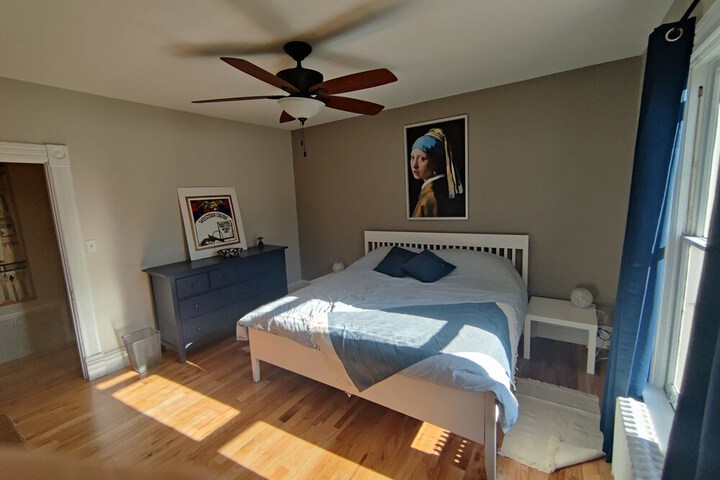Room 19 of 25