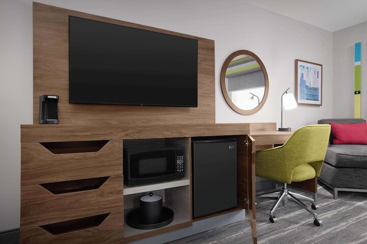 Hampton Inn Yorkville
