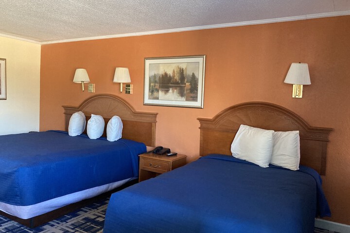 Room 18 of 41