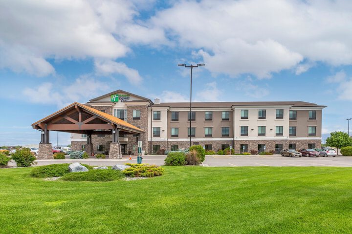 Holiday Inn Express Hotel & Suites Belgrade by IHG