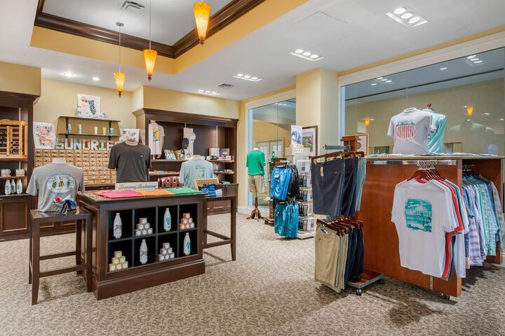 Gift Shop 129 of 222