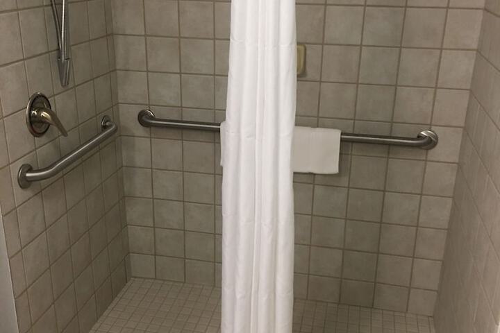 Room 21 of 51