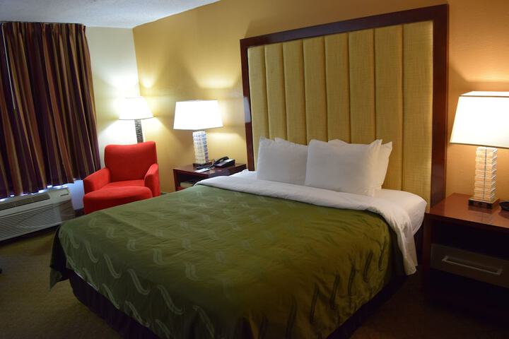 Room 40 of 64