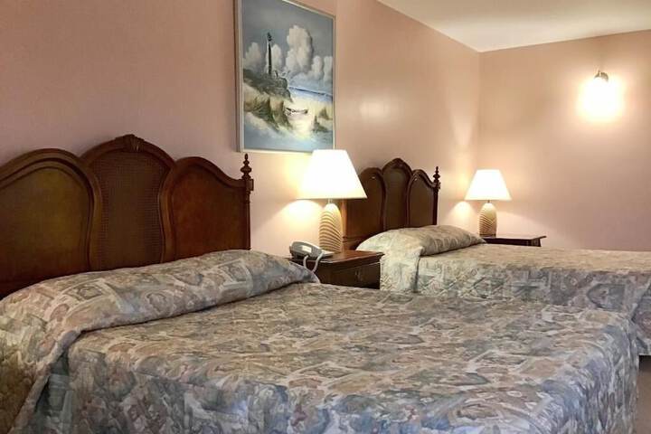 Room 14 of 18