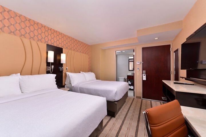 Room 19 of 44