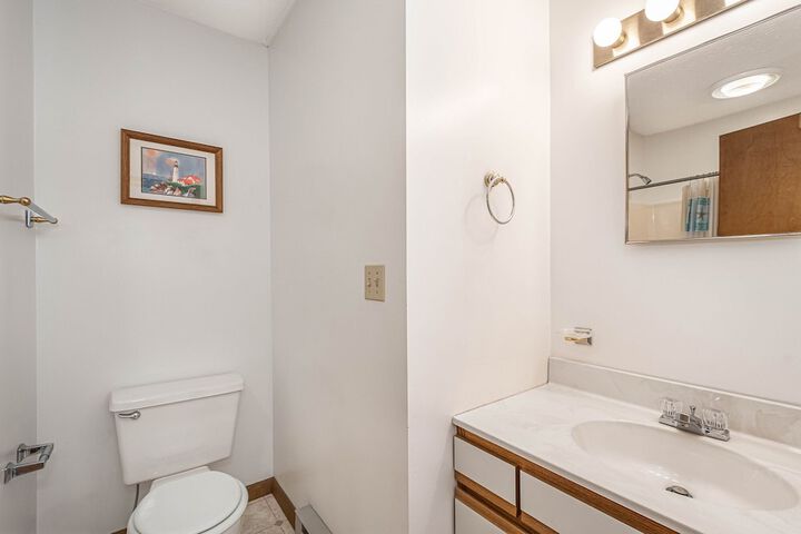 Room 14 of 28