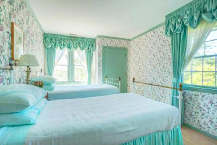 Villa Victoria - Cozy Hamptons Villa
