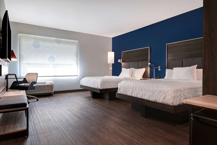 Room 28 of 41