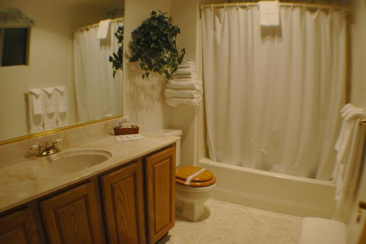 Room 8 of 39