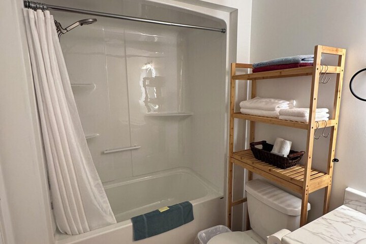 Cavendish Lodge & Cottages