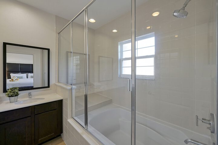 Regal Oaks Resort Vacation Townhomes by IDILIQ