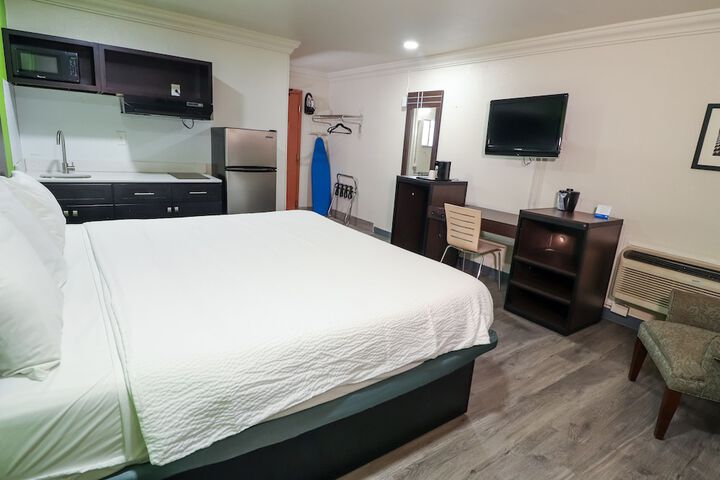 Room 60 of 74