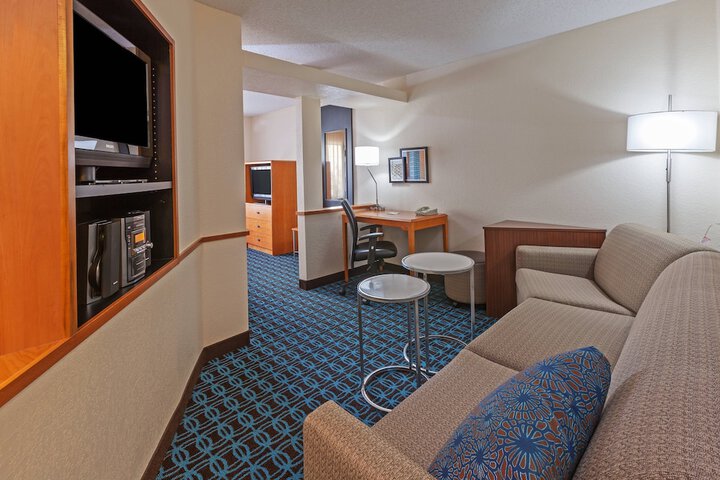 Room 19 of 35