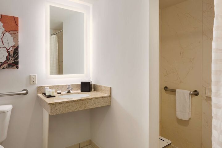 Room 28 of 56