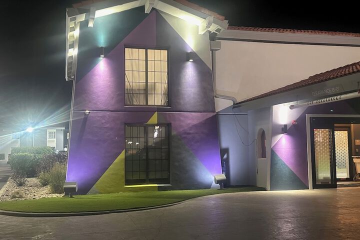 Hotel 4 of 41